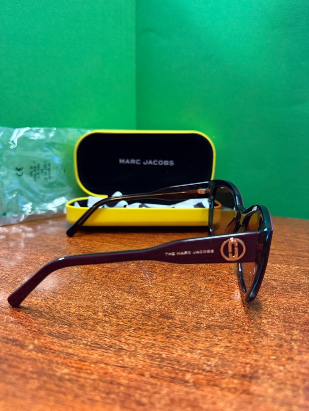 Marc Jacobs Women’s Burgundy Cat-Eye Sunglasses with Brown Lenses - Picture 3 of 3